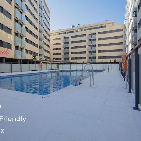 شقة Enjoygranada Arabial 5A - Pool & Free Parking المظهر الخارجي الصورة