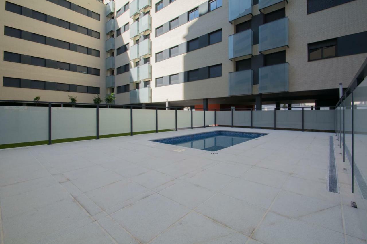 شقة Enjoygranada Arabial 5A - Pool & Free Parking المظهر الخارجي الصورة